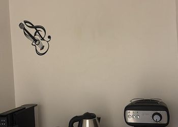 استديو بسرير ماستر وجلسة جانبية
