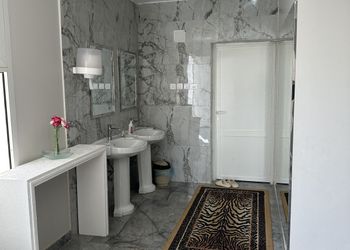استراحة بمساحات واسعة