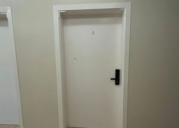 استديو بسرير ماستر ودخول ذاتي