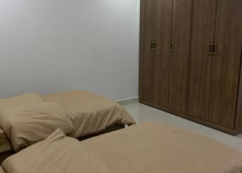 شقة بغرفتين نوم وصالة