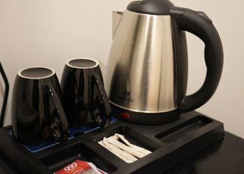 استديو بسرير ماستر وجلسة جانبية 