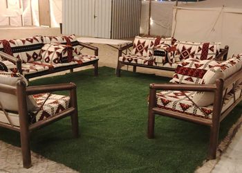 مخيم ببيت شعر وأجواء ممتعة