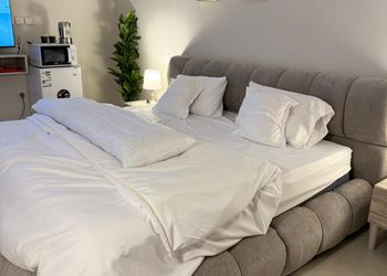 استديو بدخول ذاتي وسرير مريح 