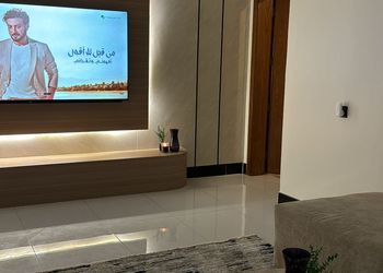 شقة بغرفتين نوم وصالة مريحة 