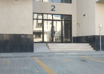 شقة بغرفة نوم وصالة 