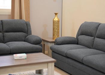 استديو بسرير ماستر وجلسة جانبية