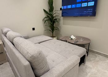 استديو هادئ بسرير ماستر