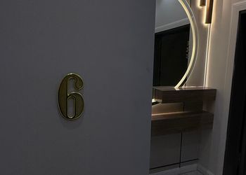 استديو انيق وموقع مميز بدخول ذكي
