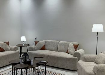 شاليه بمسطح اخضر و مسبح