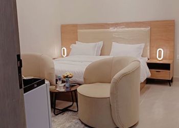 استديو أنيق مودرن 