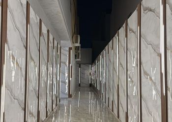 استديو بسرير ماستر وجلسة جانبية