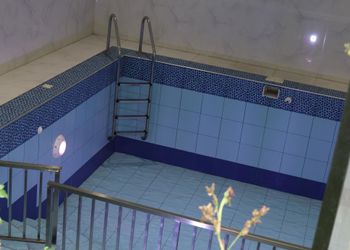استراحة بمسبح