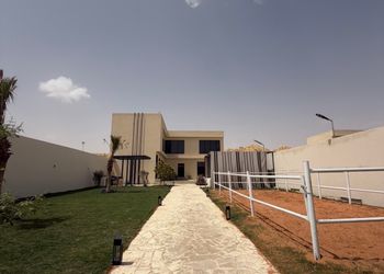 استراحة بجلسة خارجية و مسبح