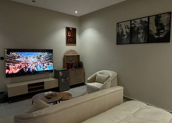 استديو هادئ بسرير ماستر 