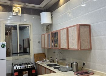 شاليه بجلسة خارجية جميلة ومميزة