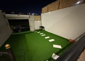 استديو بسرير ماستر وبلكونه