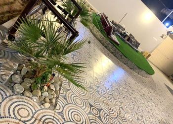استراحة بمسطح اخضر وجلسه خارجيه