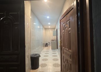 استراحة بمجلس وبأثاث مريح وبسيط 