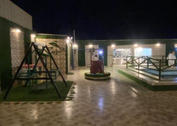 شالية انيق بجلسة خارجية و مسبح