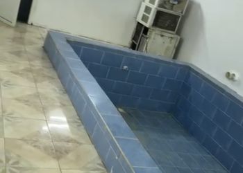 استراحة بجلسة خارجية ومسطح اخضر