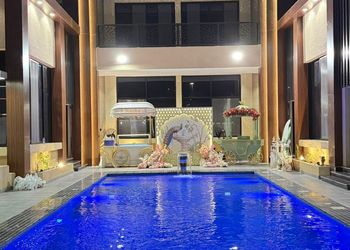 شاليه بمسبح
