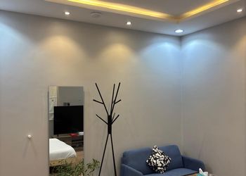 استديو جميل بدخول ذاتي