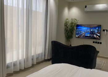 استديو بسرير ماستر ودخول ذاتي