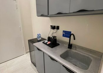 استديو هادئ بسرير ماستر 