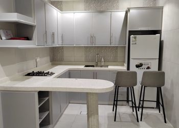 استديو هادئ بسرير ماستر 