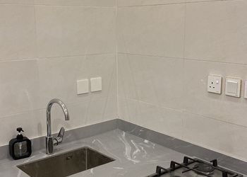 استديو بسرير ماستر 