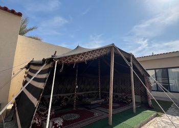 استراحة بمسطح اخضر
