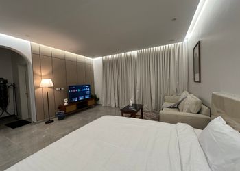 استديو هادئ بدخول ذاتي 