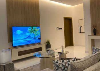 شقة بغرفتين نوم وصالة 
