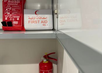 استديو هادئ بدخول ذاتي 