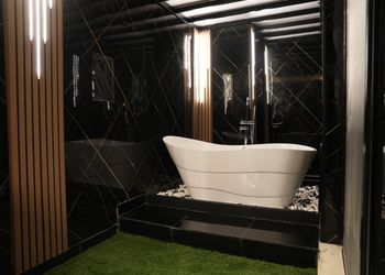 استديو بسرير ماستر وجلسة جانبية 