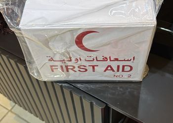شقة بصالة مريحة وغرفة نوم 