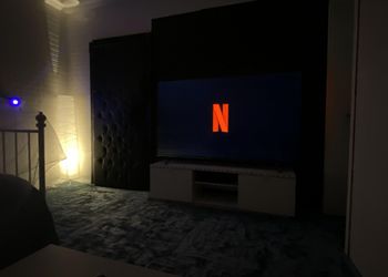 استديو انيق بأجواء وموقع مميز 