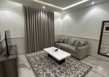 استديو بأثاث مريح وبسيط 
