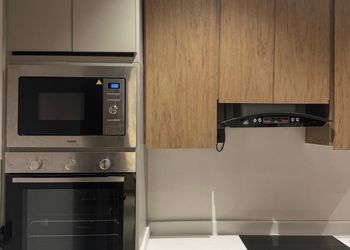 شقة بغرفة معيشة وغرفتين نوم 