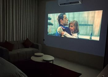 استديو هادئ بسرير ماستر 