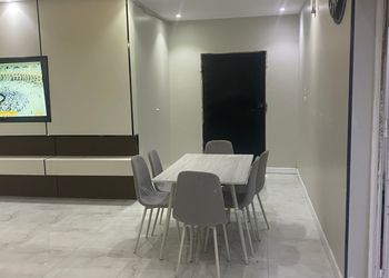 استراحة بجلسة خارجية ومسبح داخلي