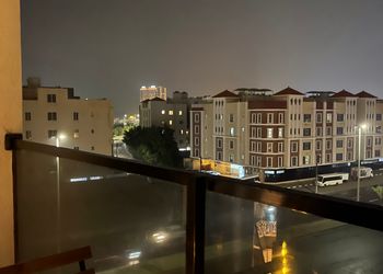 استديو هادئ بسرير ماستر 