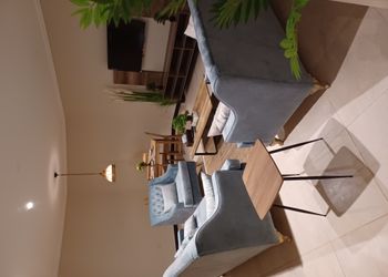 شاليه بألعاب أطفال ومسبح