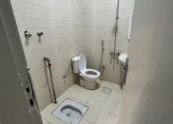 شاليه بملحق مطل على الحديقة 