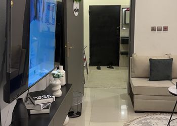 استديو بسرير ماستر وجلسة جانبية