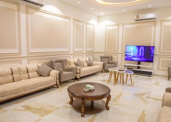 منتجع فندقي صاله وطاولة طعام تكفي 20