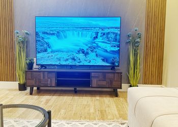 شقة بصالة انيقة ودخول ذاتي