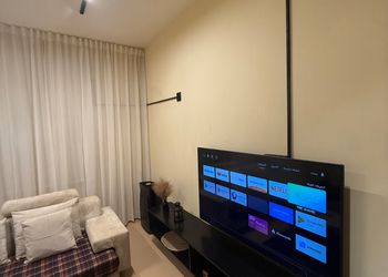 شقة بدخول ذاتي وتصميم هادئ