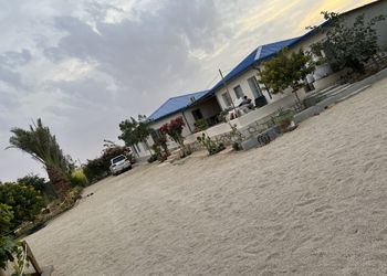 استراحة بجلسة خارجية واجواء ممتعة