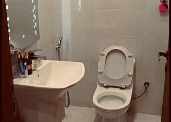 استديو بسرير ماستر وجلسة جانبية